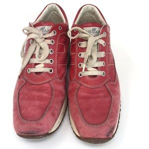 Hogan Woman’s Interactive